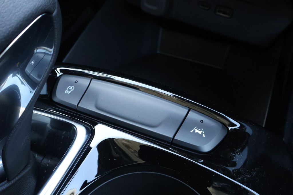 Thumbnail: 2026 Chevrolet Trax - 30