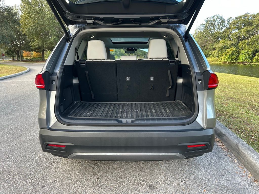 Thumbnail: 2025 Toyota Grand Highlander - 10