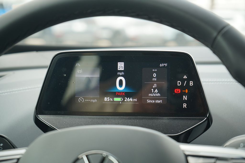2025 Volkswagen ID.4 Pro 14