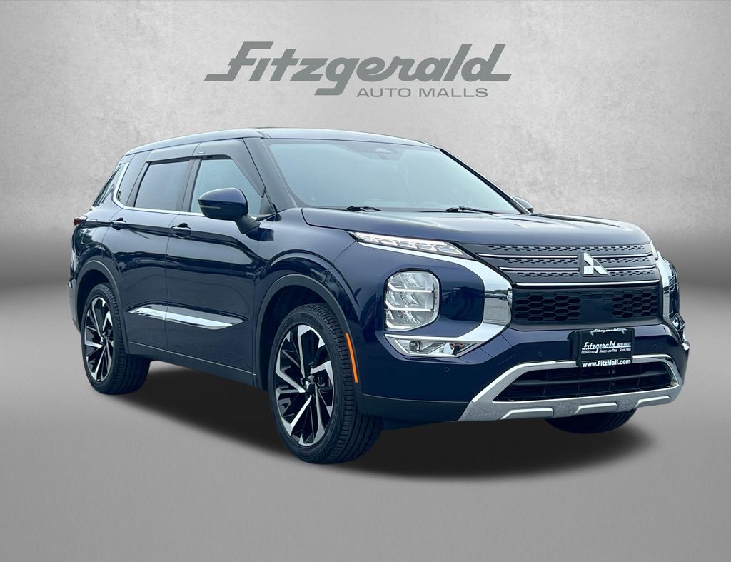 Blue 2023 Mitsubishi Outlander SUV / Crossover All-Wheel Drive Continuously Variable Transmission