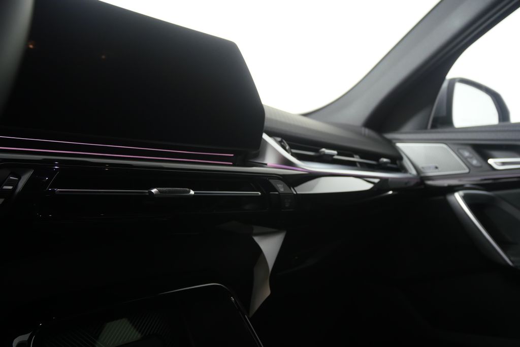 Thumbnail: 2027 BMW X2 - 14