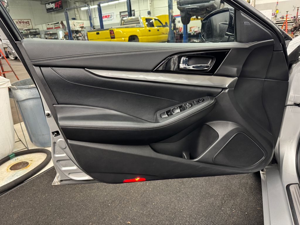Maxima SV