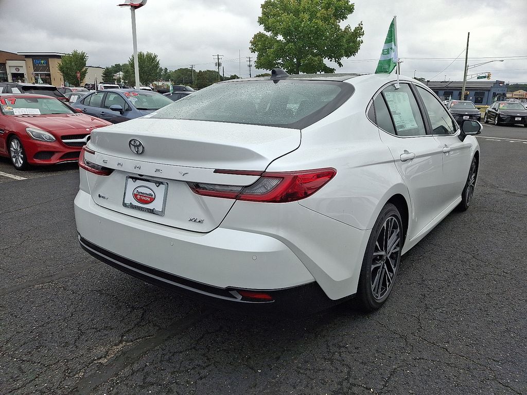 Thumbnail: 2025 Toyota Camry - 6