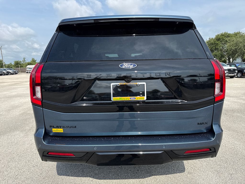 2027 Ford Expedition Max Platinum 4X4 SUV