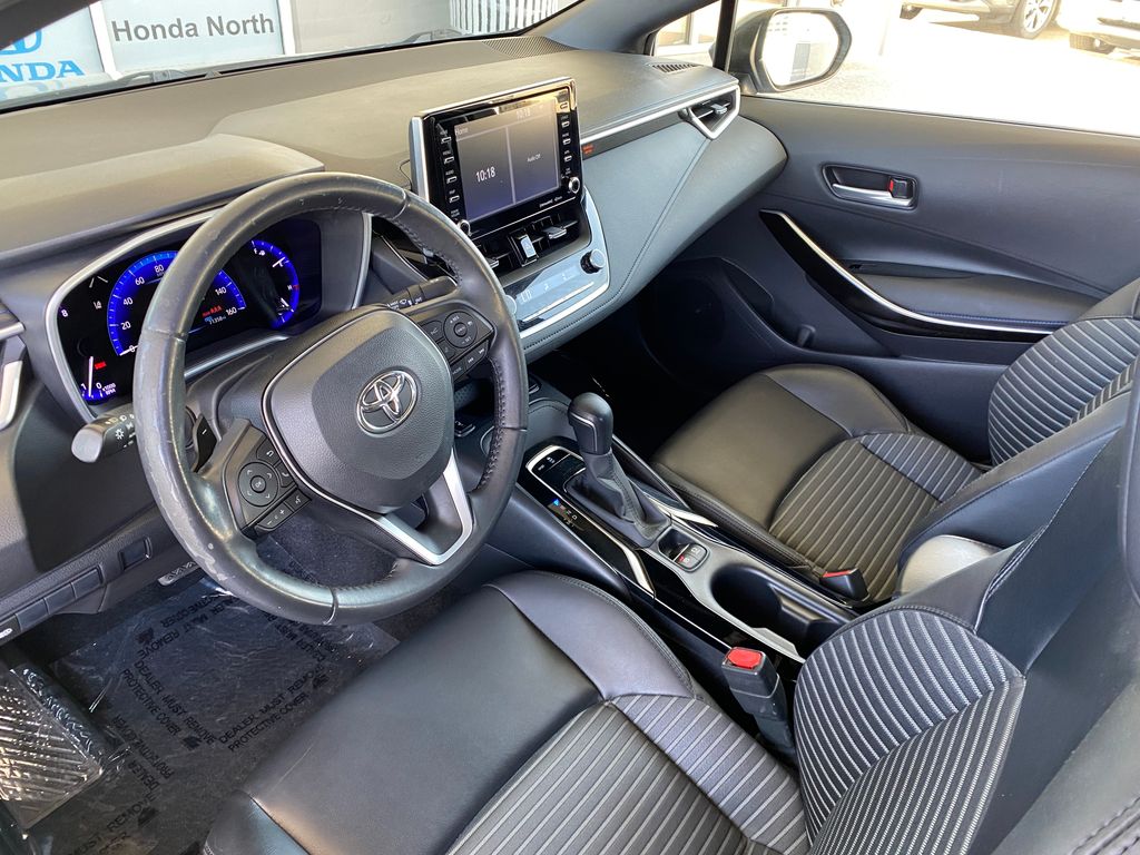 2020 Toyota Corolla XSE 9