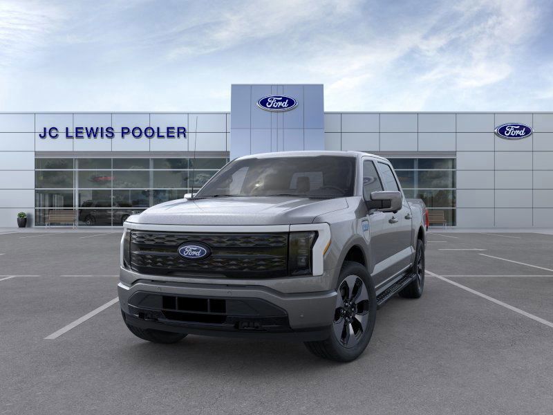 2025 Ford F-150 Lightning Platinum