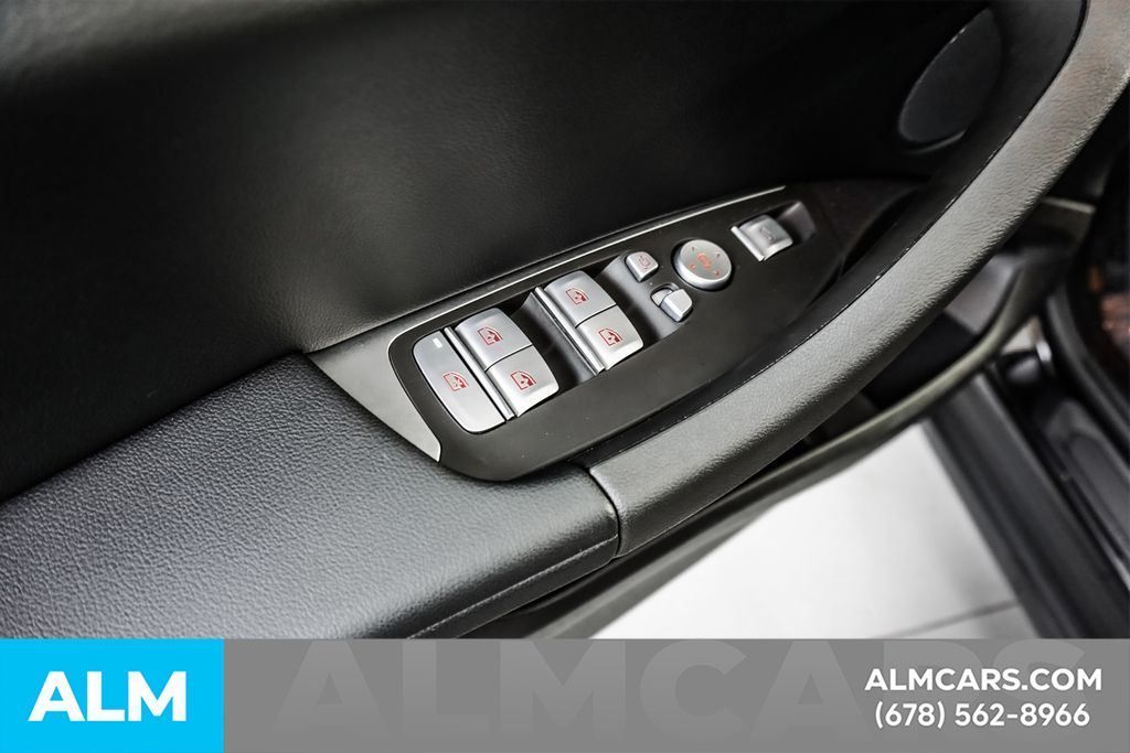Used 2025 Black BMW xDrive30i image 52