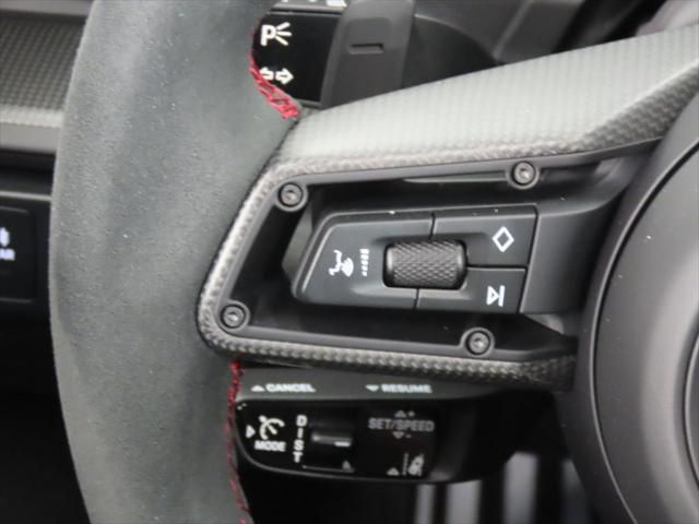 Thumbnail: 2026 Porsche 911 - 19