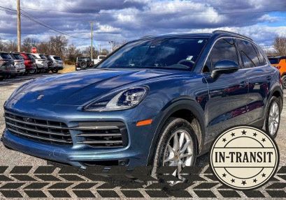 Biscay Blue Metallic 2019 Porsche Cayenne S AWD SUV / Crossover All-Wheel Drive 8-Speed Automatic