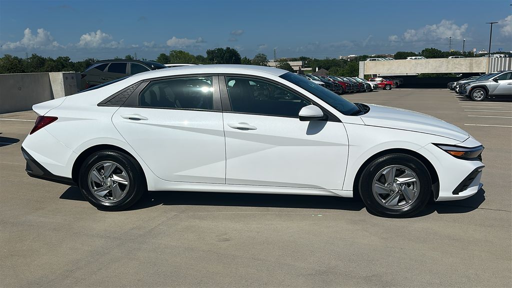 2024 Hyundai Elantra SE White at Classic Elite Chevrolet Sugar Land