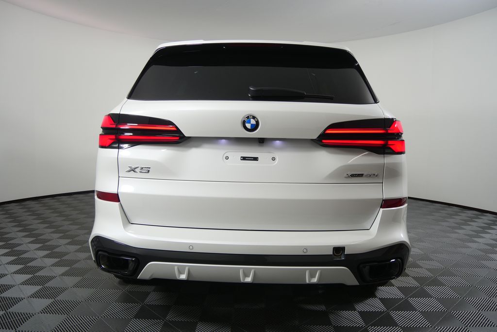 Thumbnail: 2026 BMW X5 - 4