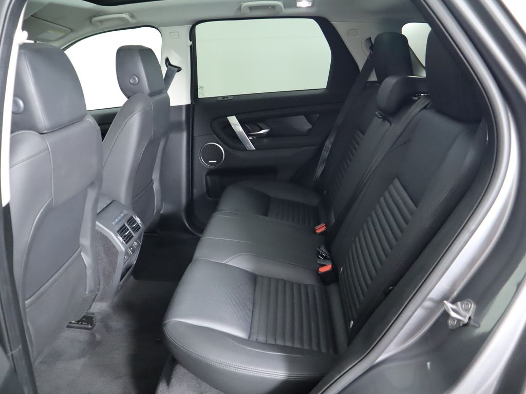 Thumbnail: 2023 Land Rover Discovery Sport - 22
