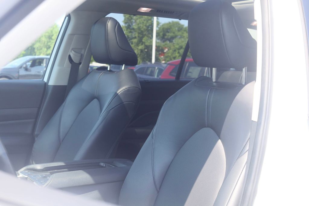 Used 2024 Toyota Grand Highlander SUV