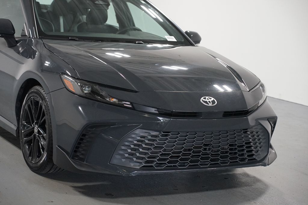 Thumbnail: 2025 Toyota Camry - 4