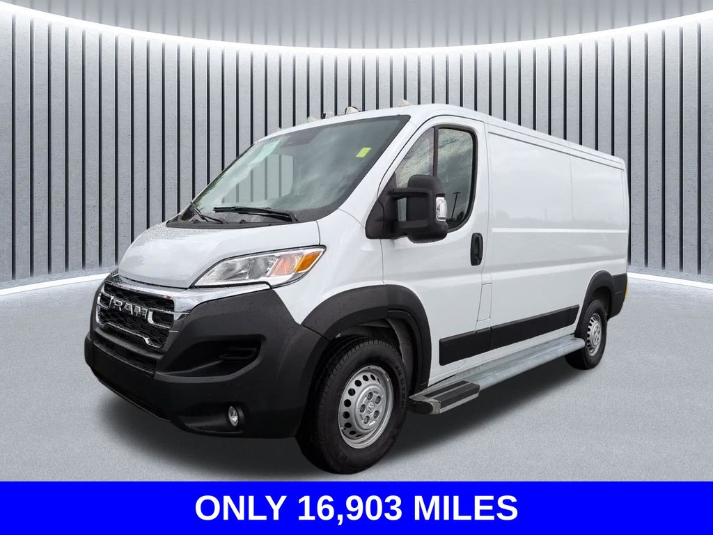 Bright White Clearcoat 2025 RAM ProMaster Van Front-Wheel Drive 9-Speed Automatic