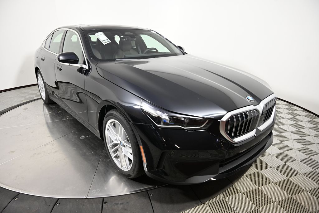 Thumbnail: 2025 BMW 5 Series - 7