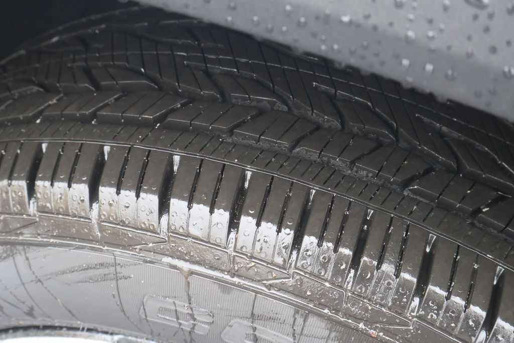 Thumbnail: 2026 Chevrolet Traverse - 12