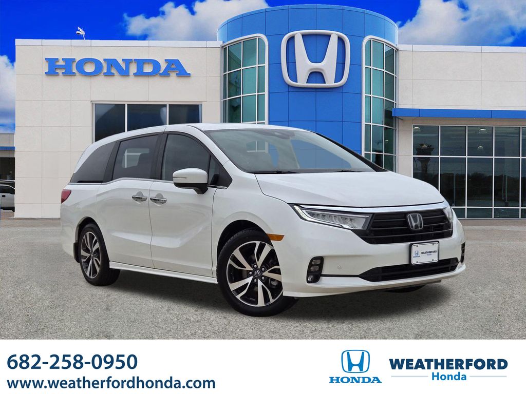 2024 Honda Odyssey Touring's photo