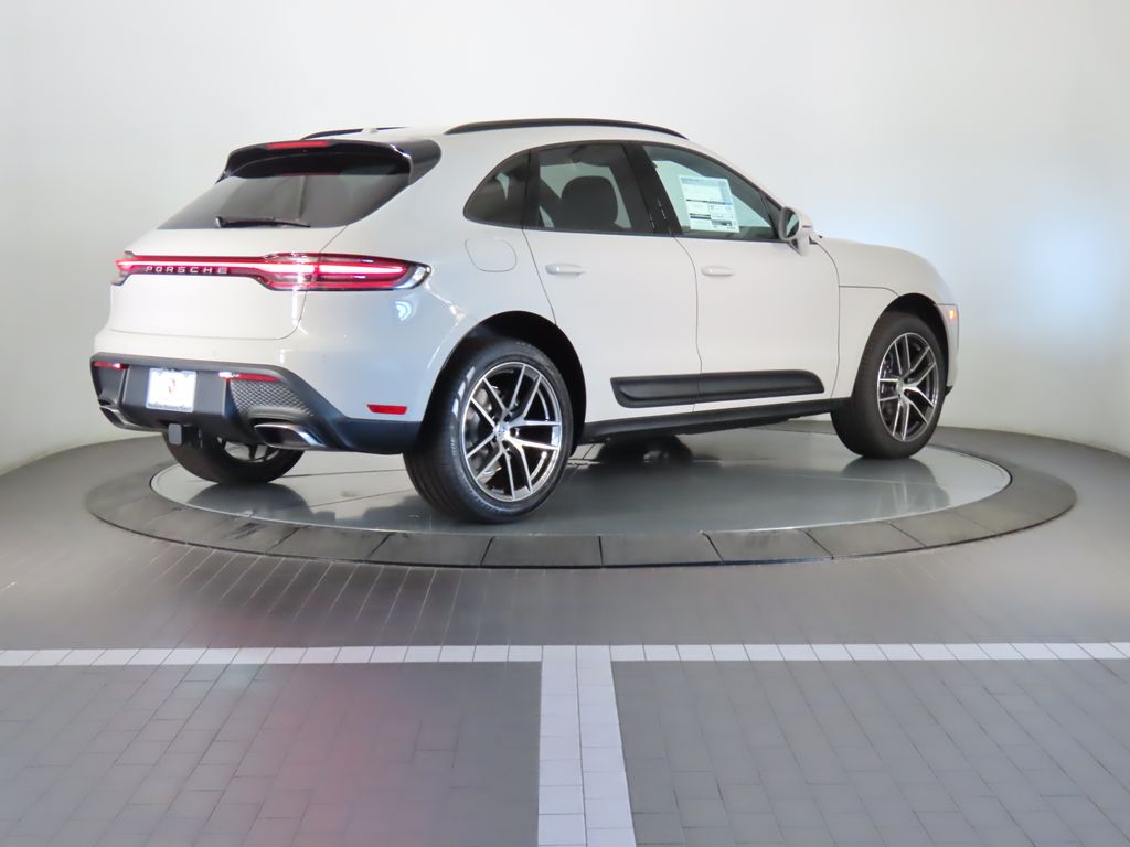 2024 Porsche Macan  5