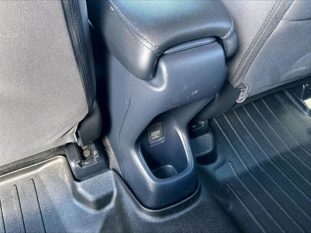 2021 Honda HR-V — photo 26