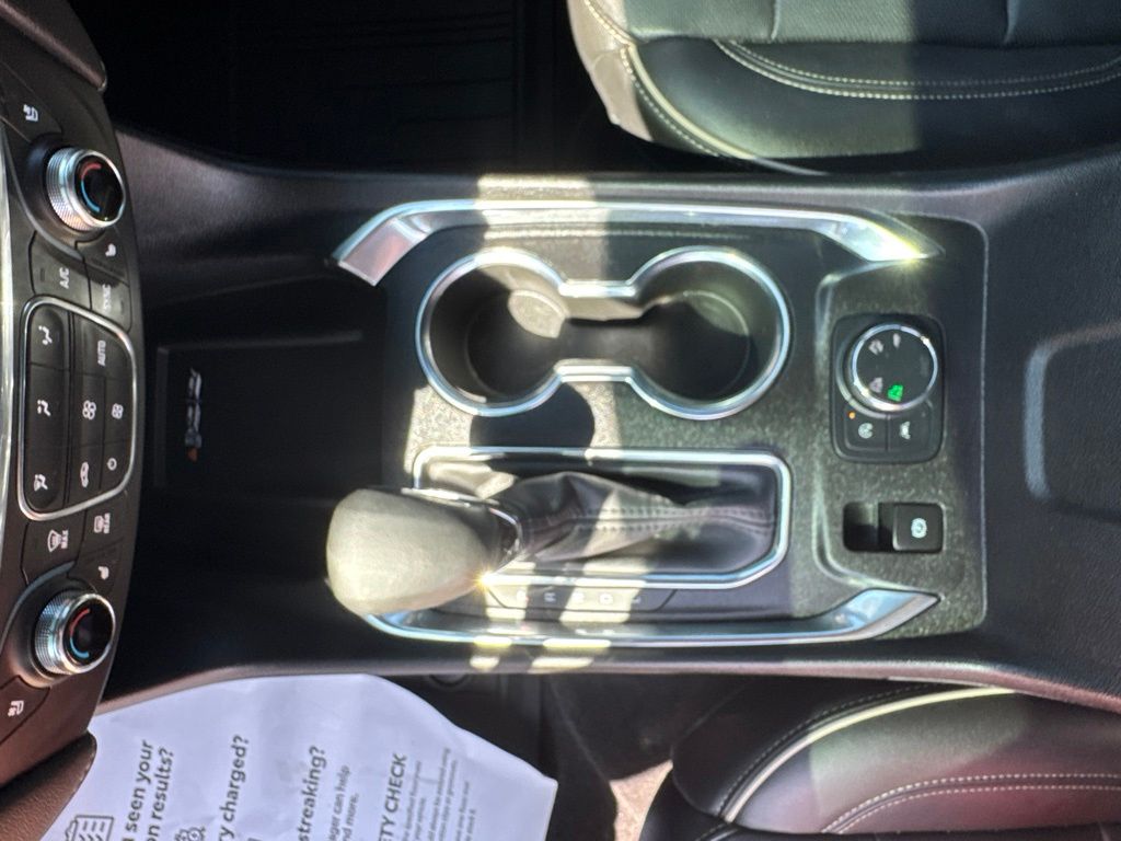 Used 2023 Chevrolet Traverse SUV