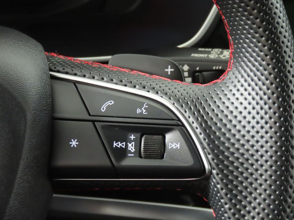 Thumbnail: 2025 Audi Q3 - 19