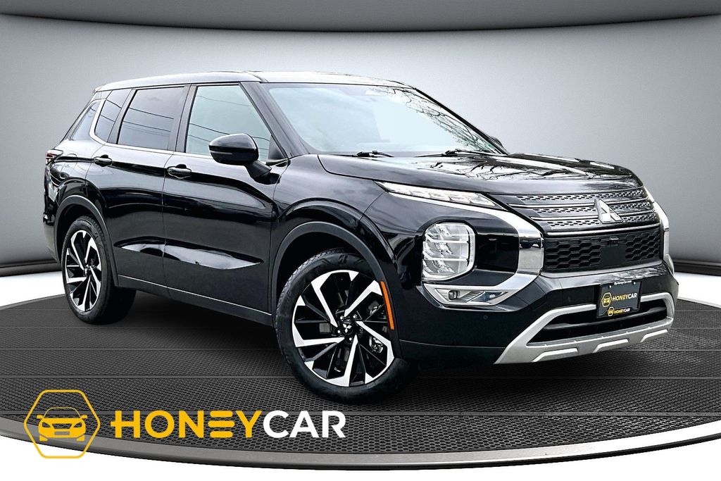 2022 Mitsubishi Outlander SE S-AWC