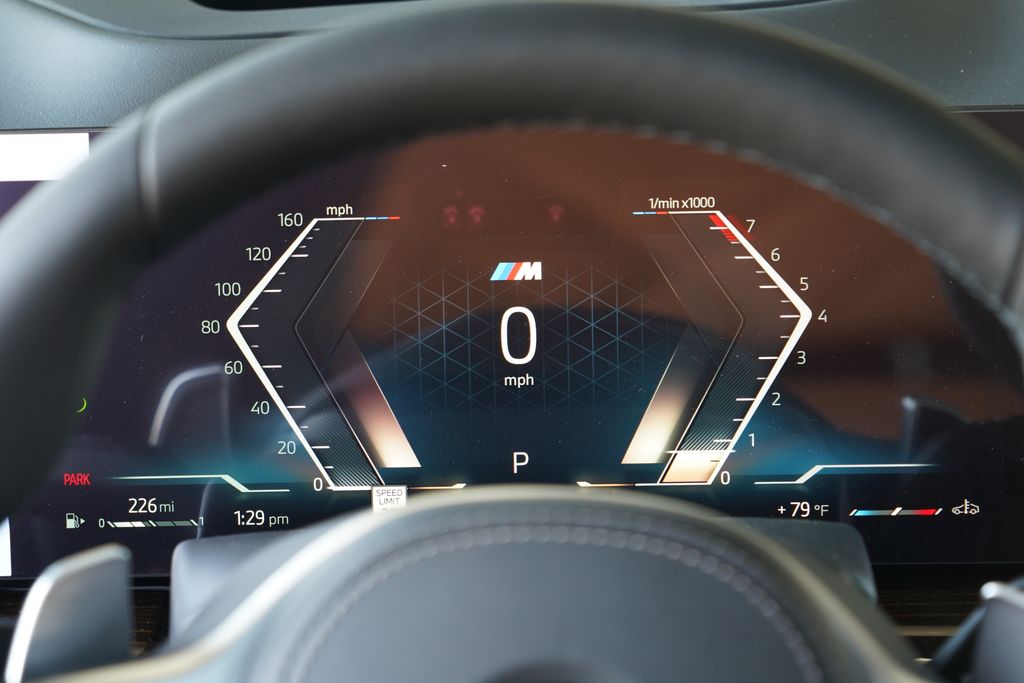 Thumbnail: 2026 BMW X5 - 15