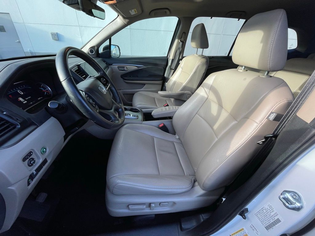 Thumbnail: 2022 Honda Pilot - 27