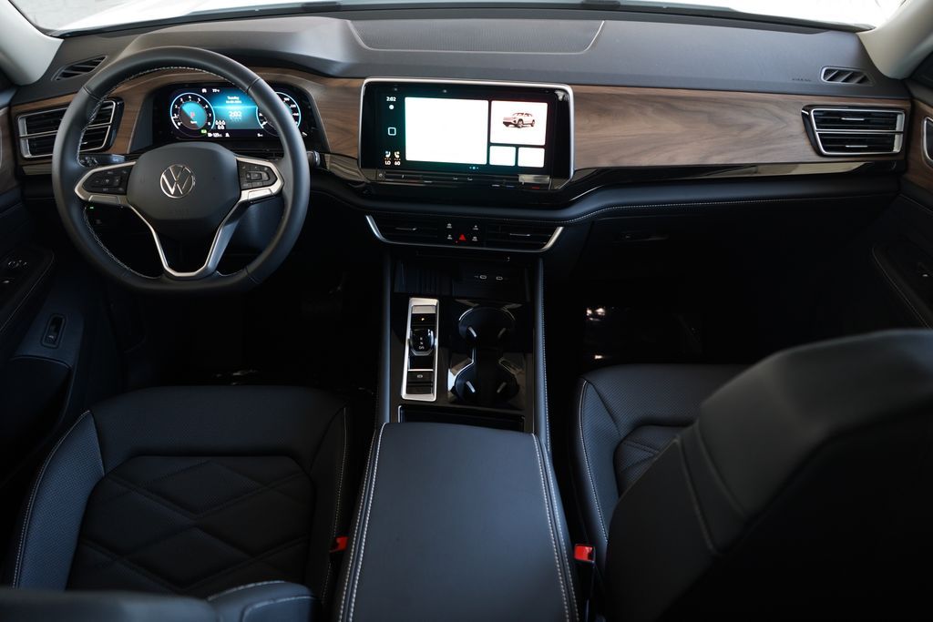 Thumbnail: 2026 Volkswagen Atlas - 9