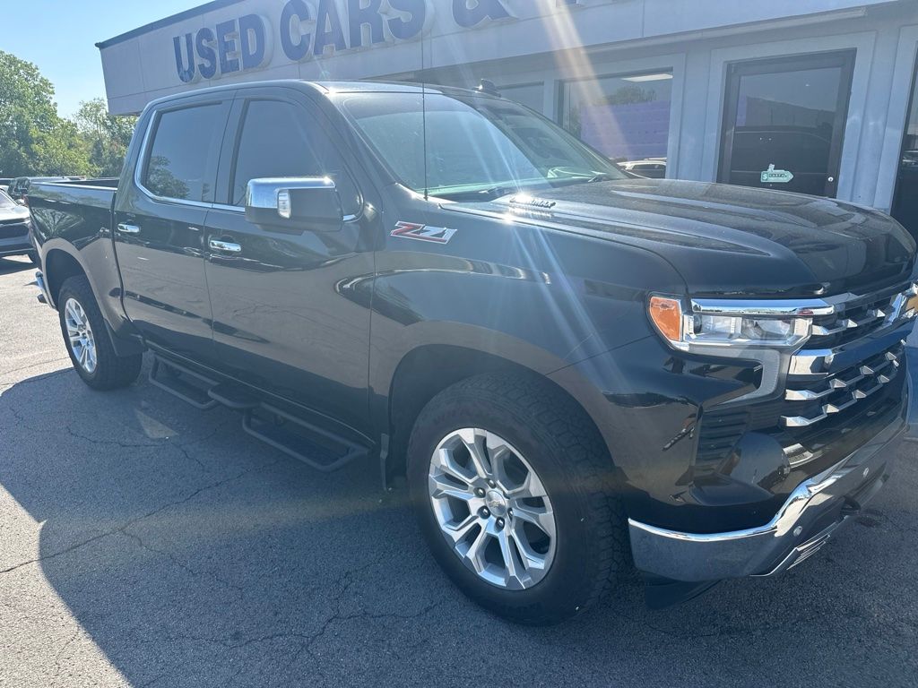 Black 2024 Chevrolet Silverado 1500 Pickup Truck Four-Wheel Drive Automatic