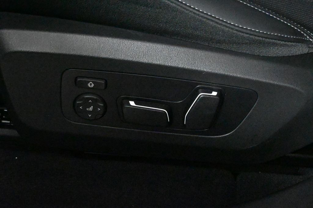 Thumbnail: 2025 BMW X3 - 26