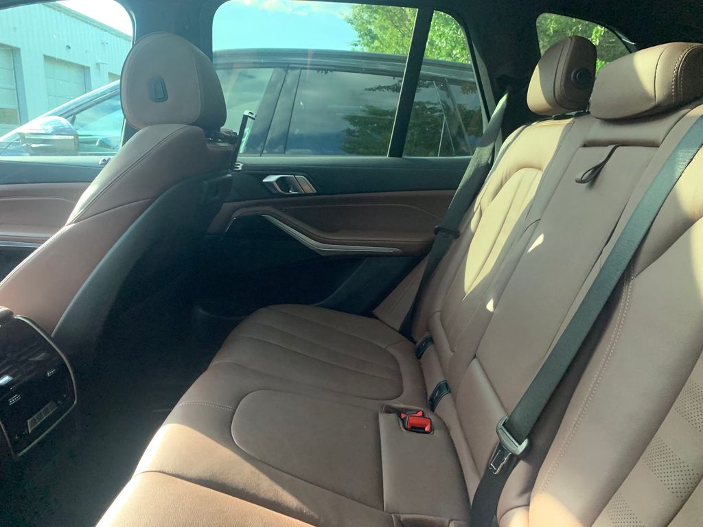Thumbnail: 2021 BMW X5 - 5