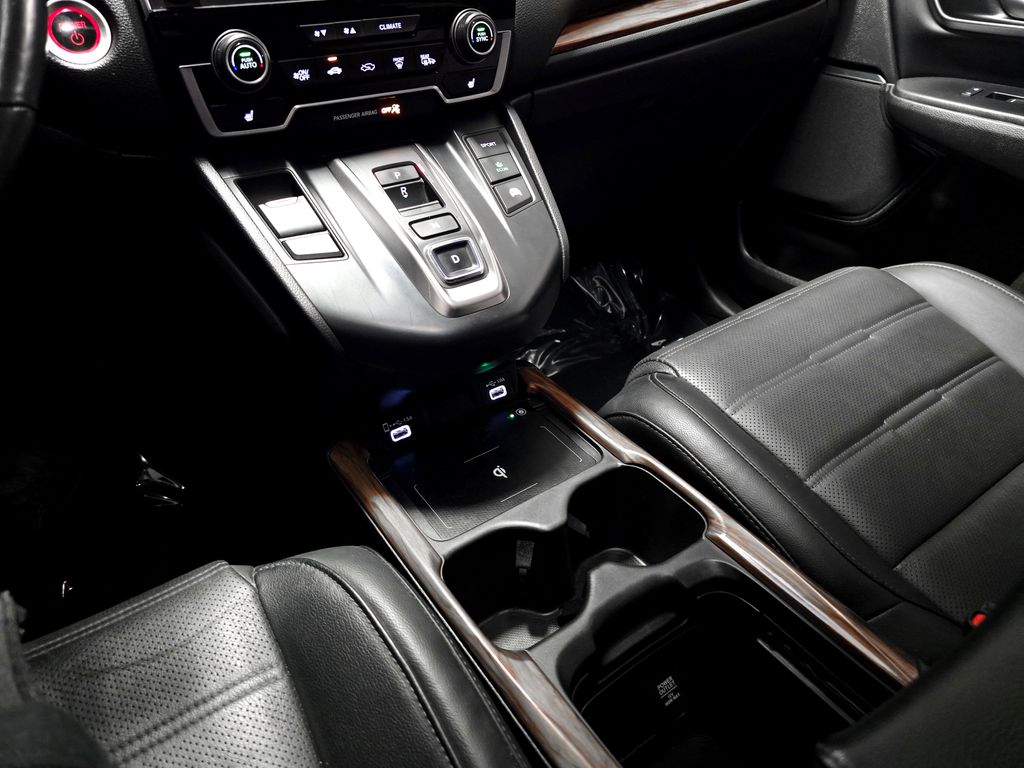 2020 Honda CR-V Hybrid Touring photo 29