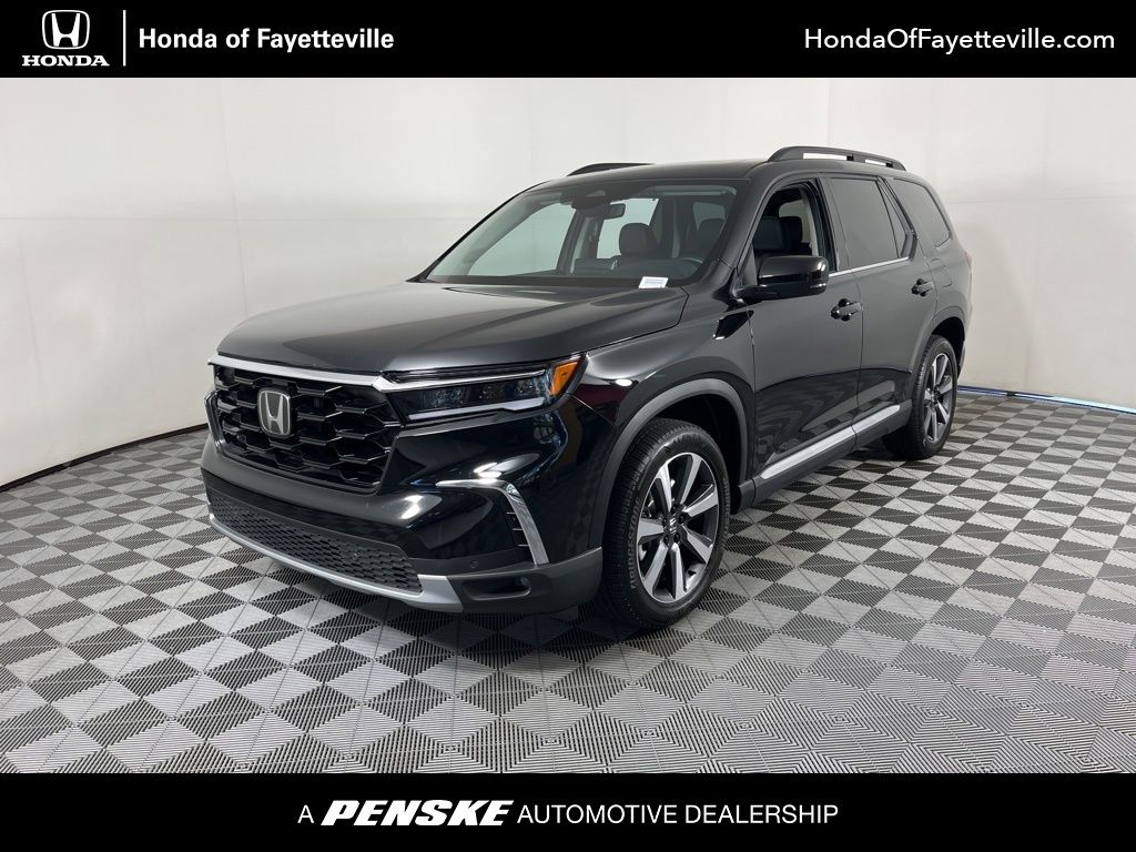 2025 Honda Pilot Touring -
                  Fayetteville, AR