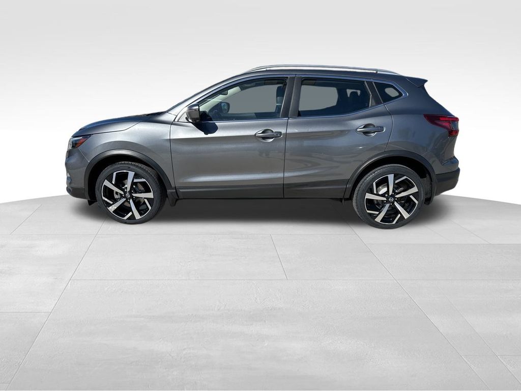 2021 Nissan Rogue Sport SL 5