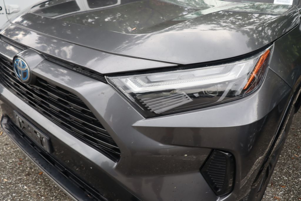 Thumbnail: 2022 Toyota RAV4 - 3