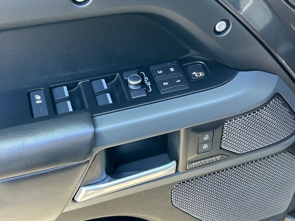 Thumbnail: 2023 Land Rover Defender - 12