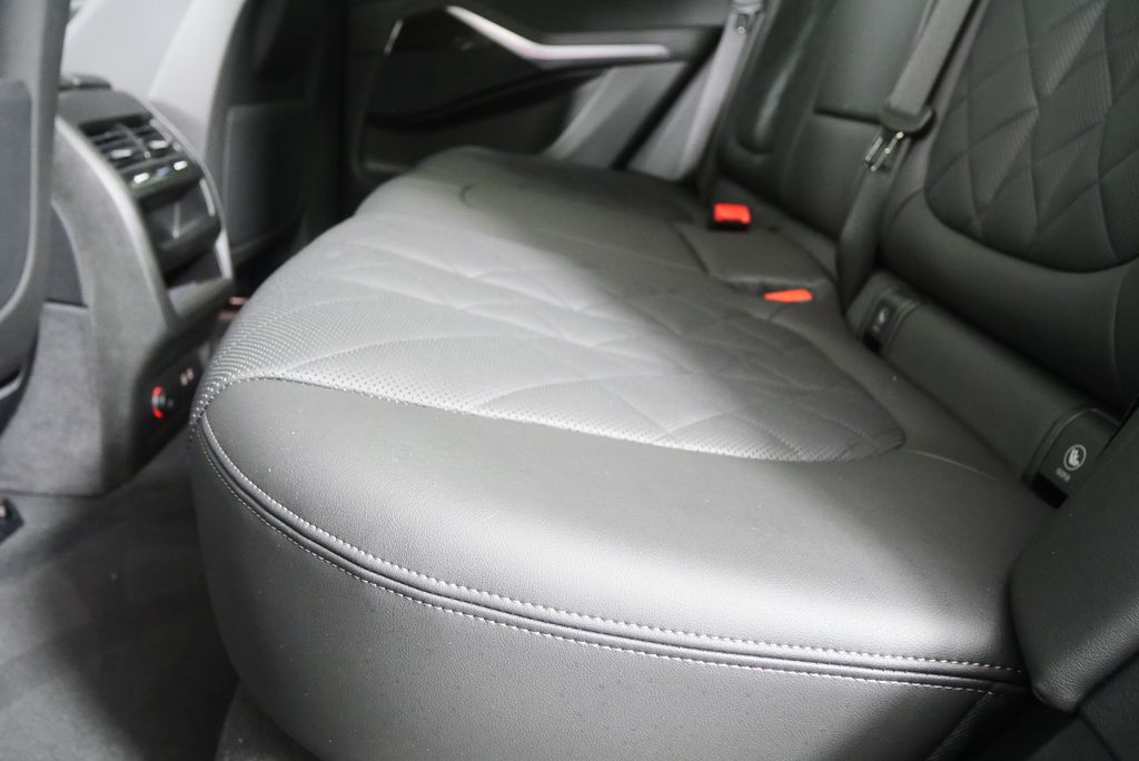 Thumbnail: 2024 BMW X5 - 14