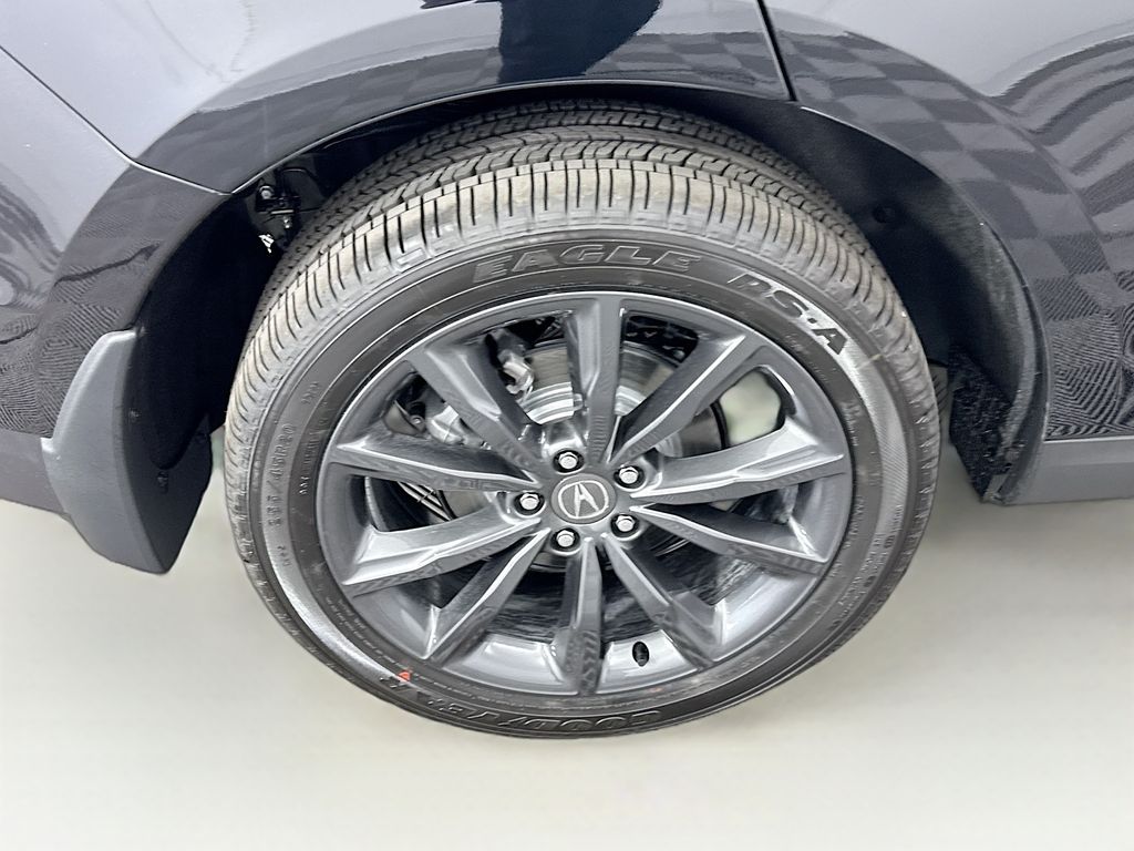 Thumbnail: 2026 Acura RDX - 32