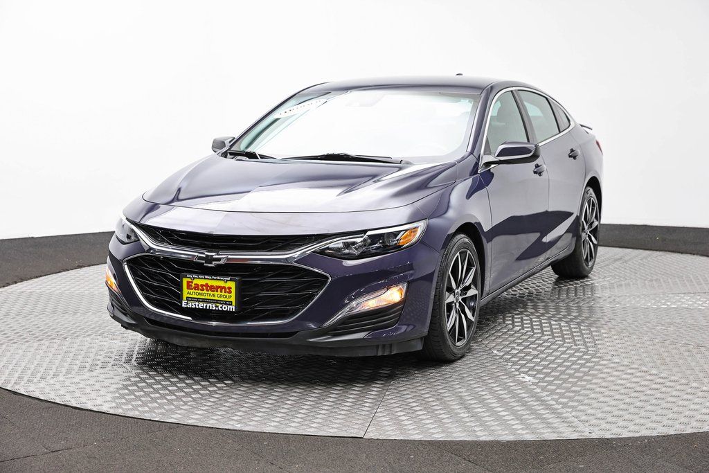 Night Shade Metallic 2025 Chevrolet Malibu Sedan Front-Wheel Drive Continuously Variable Transmission
