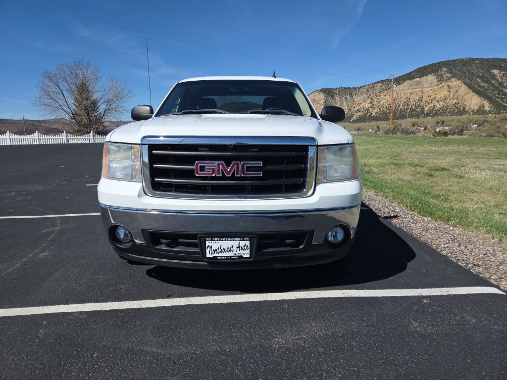 Summit White 2008 GMC Sierra 1500 SLE2 Ext. Cab SB 4WD Pickup Truck Four-Wheel Drive 4-Speed Automatic Overdrive