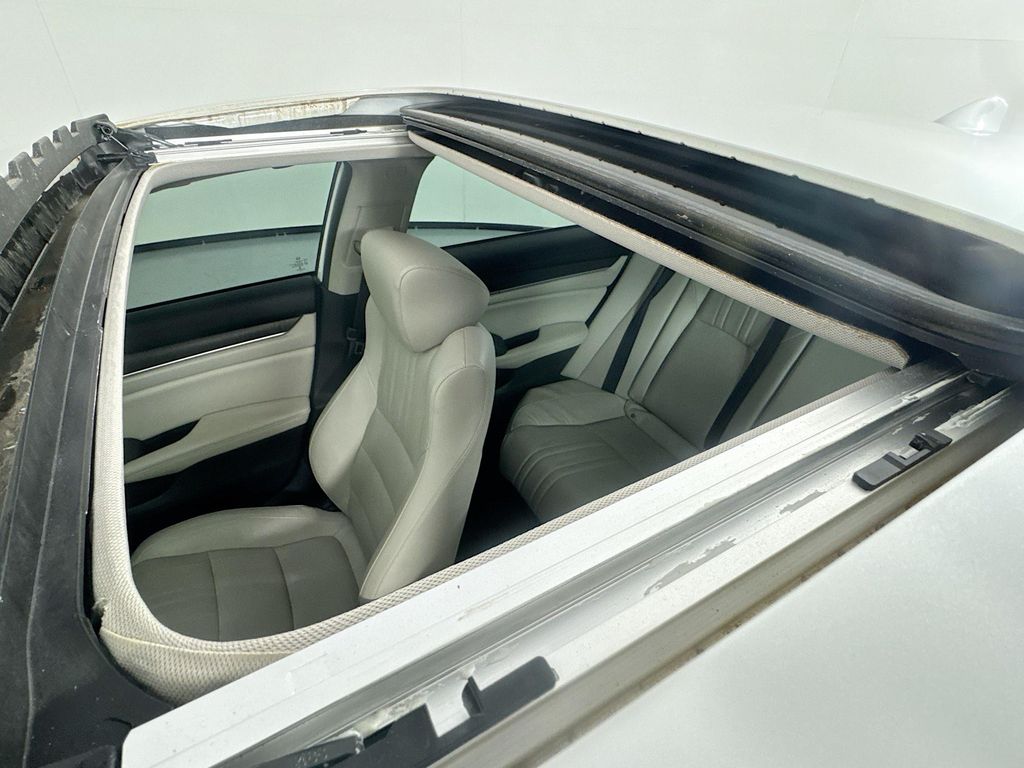 Used Car 2018 Honda Accord  Ex-l For Sale Under $25,000 In Austin, Texas