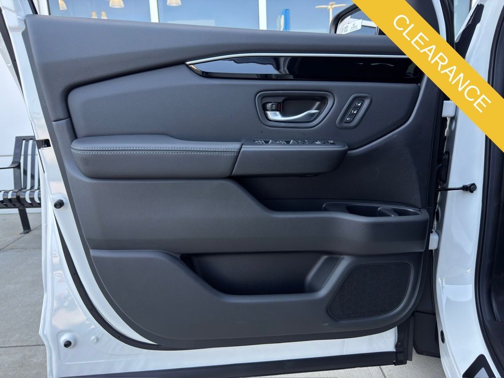 2025 Honda Pilot EX-L White at Bayway Cadillac of The Woodlands