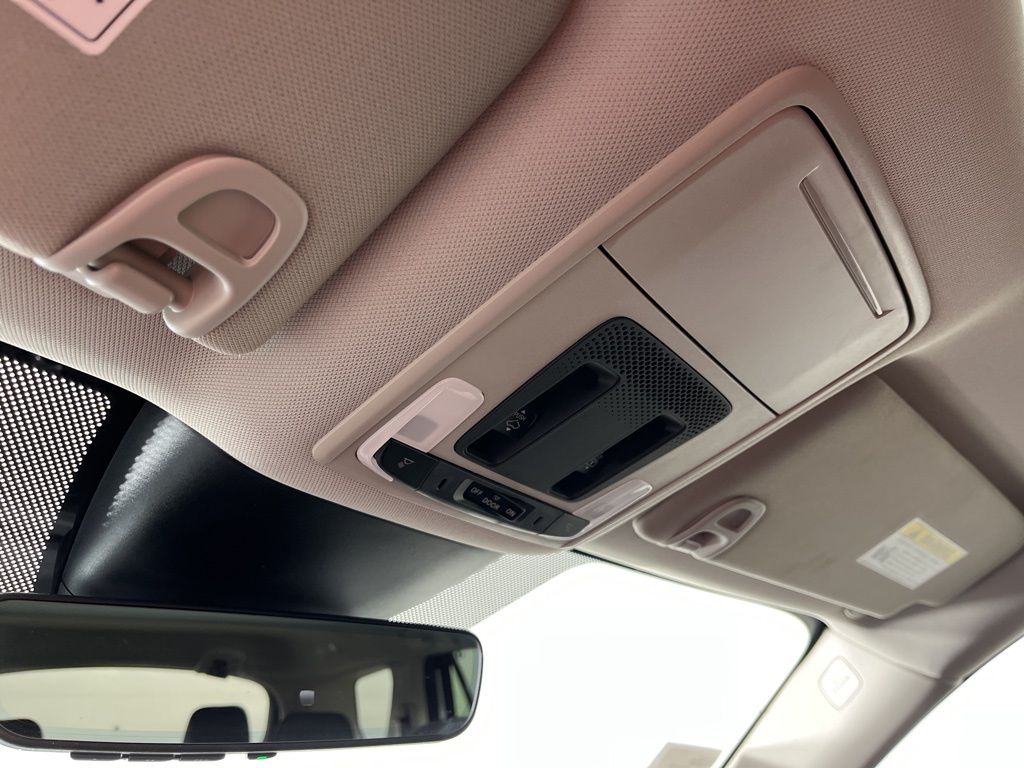 Thumbnail: 2025 Honda Pilot - 32