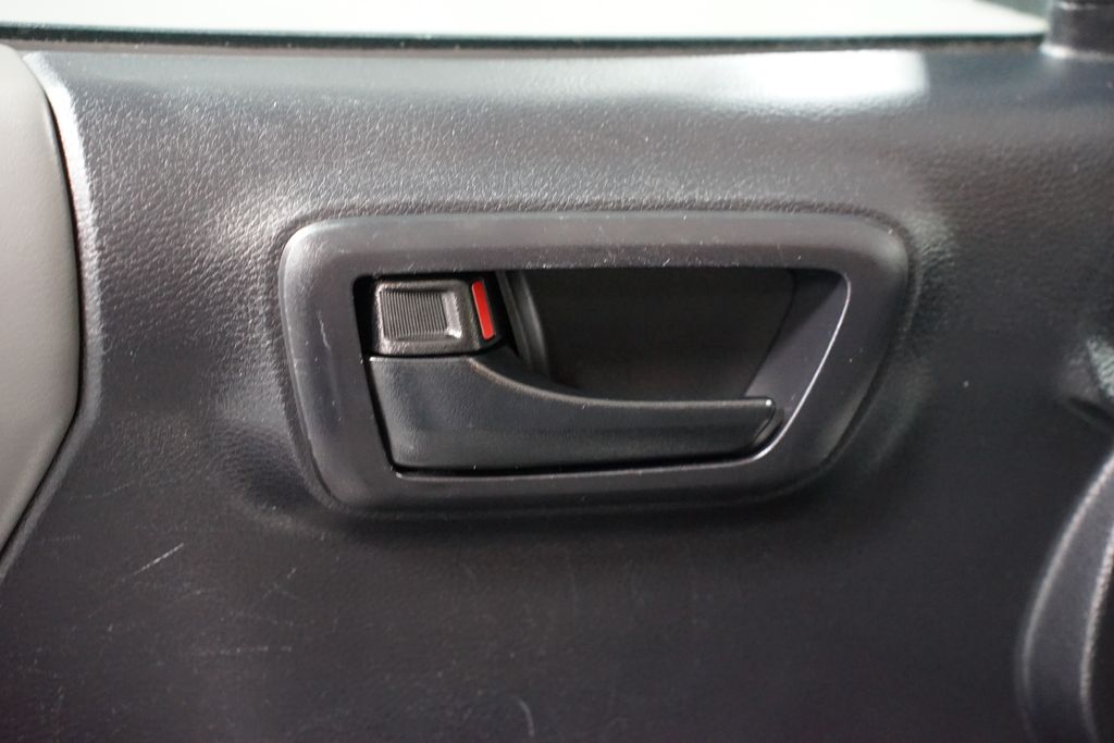 Thumbnail: 2021 Toyota Tacoma - 29