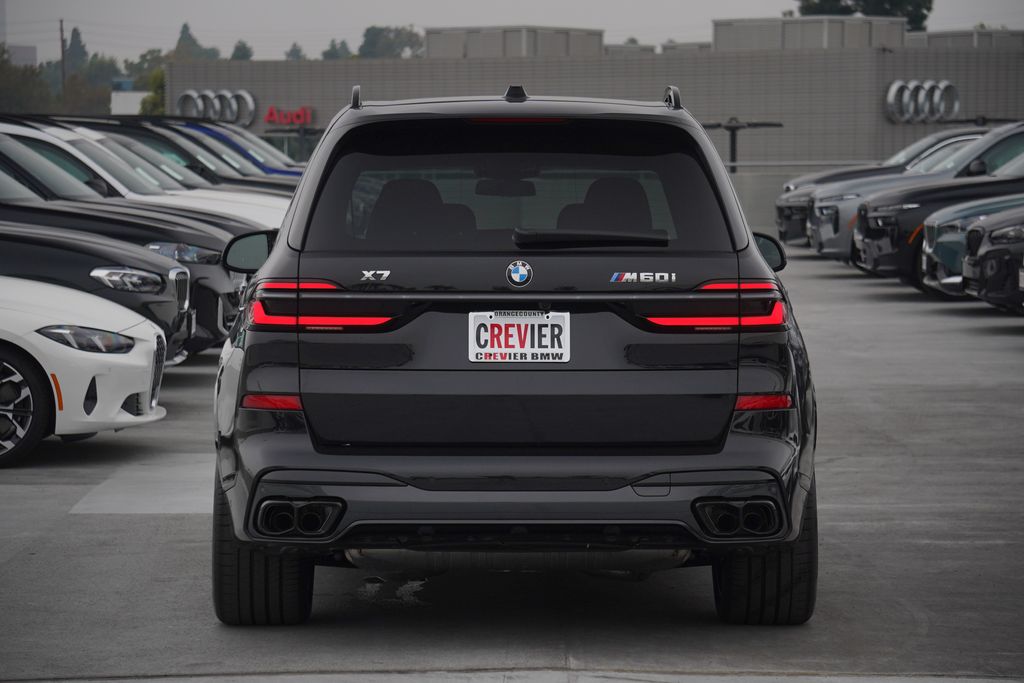 2025 BMW X7 M60i 6