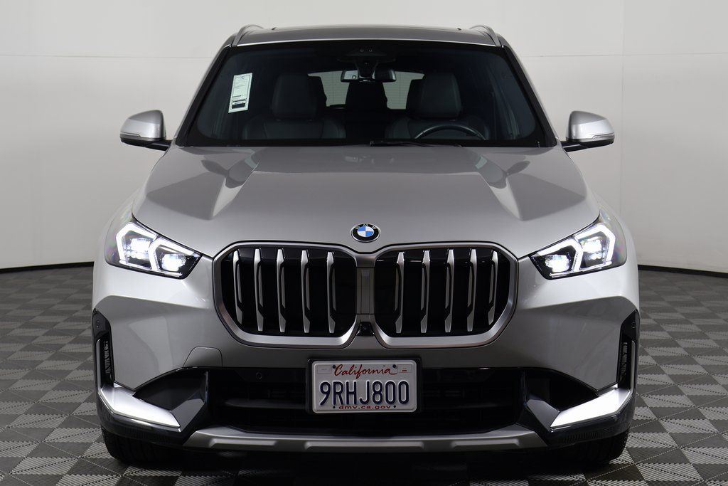 Thumbnail: 2025 BMW X1 - 2