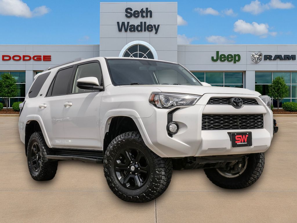 Super White 2018 Toyota 4Runner SR5 4WD SUV / Crossover Four-Wheel Drive 5-Speed Automatic Overdrive