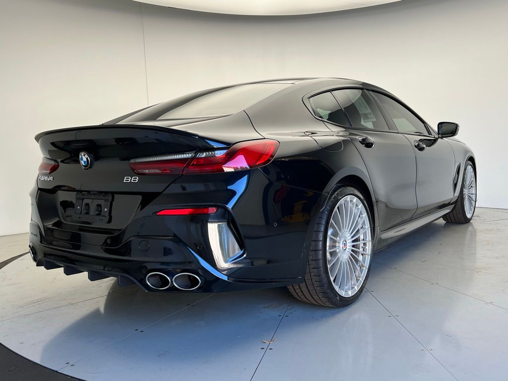 Thumbnail: 2022 BMW 8 Series - 3